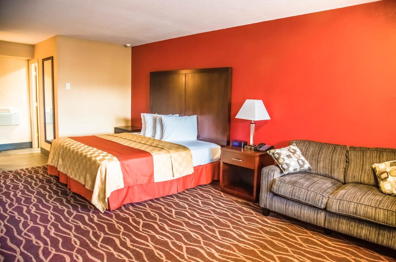 Days Inn by Wyndham Roseburg Bagian luar foto