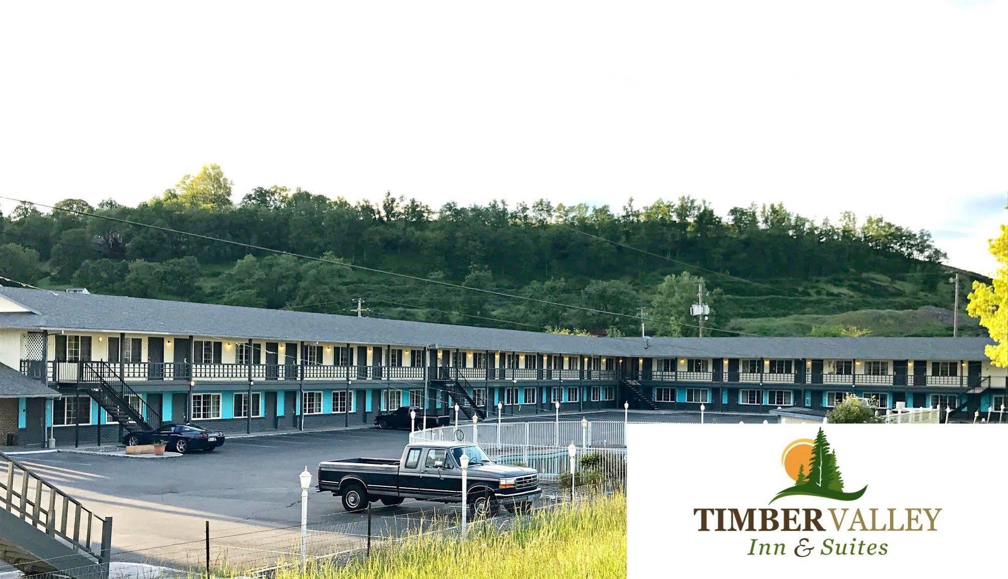 Days Inn by Wyndham Roseburg Bagian luar foto